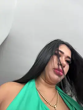 kiim taaylor online show from 31, 10, 2025