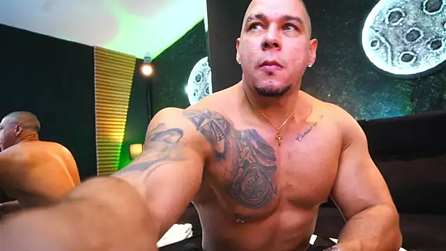 MassimoWalton2 online show from 1, 10, 2025