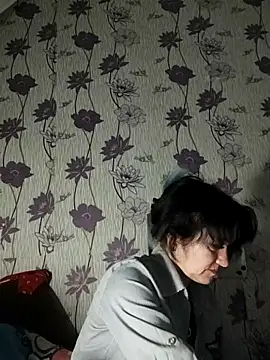 SweetLeila40 online show from 6, 3, 2025