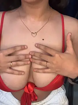 Snapshot of sexysilk1 chatting on 15, 4, 2026 sexysilk1 online show from 15, 4, 2026