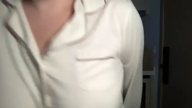 Snapshot of lilylush24 chatting on 17, 2, 2025 lilylush24 online show from 17, 2, 2025