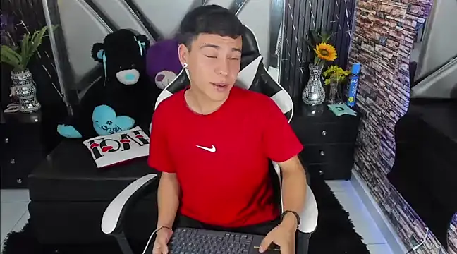 salvadorgomezx online show from 21, 1, 2025