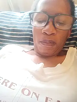 Snapshot of bustybillies chatting on 15, 12, 2025 bustybillies online show from 15, 12, 2025