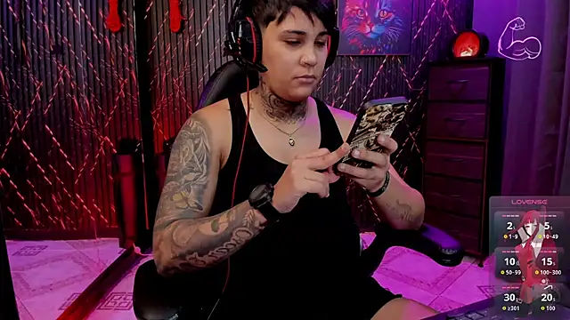 Snapshot of ZhoeStrong chatting on 28, 2, 2026 ZhoeStrong online show from 28, 2, 2026