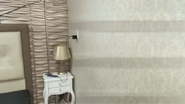 sofiaclauss online show from 30, 10, 2025