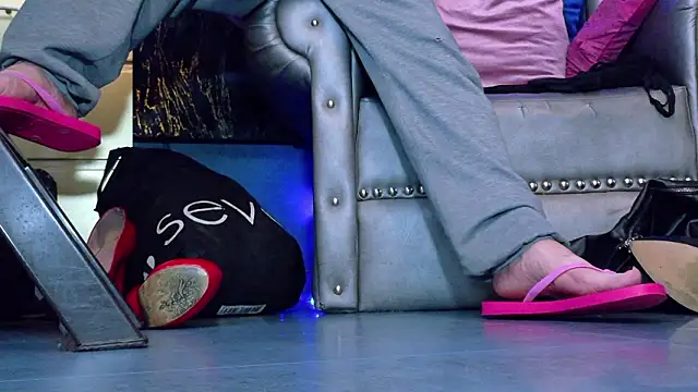 Snapshot of LusstCruella chatting on 3, 3, 2026 LusstCruella online show from 3, 3, 2026