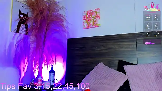 Snapshot of Martina_Miiller chatting on 19, 10, 2025 Martina Miiller online show from 19, 10, 2025