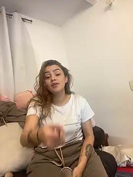 Lu perez online show from 13, 4, 2026