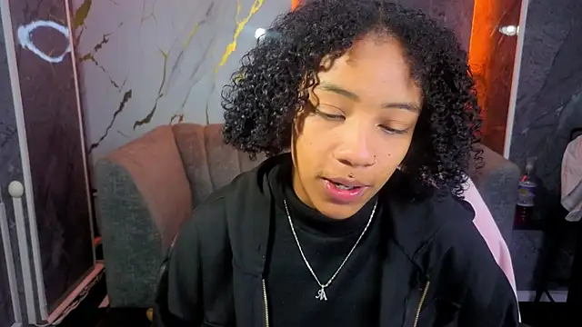 Violeth b online show from 13, 11, 2025