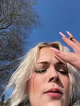 elina may online show from 8, 3, 2025