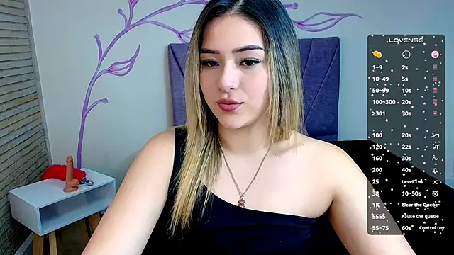 Snapshot of DahliaMoore chatting on 11, 12, 2024 DahliaMoore online show from 11, 12, 2024