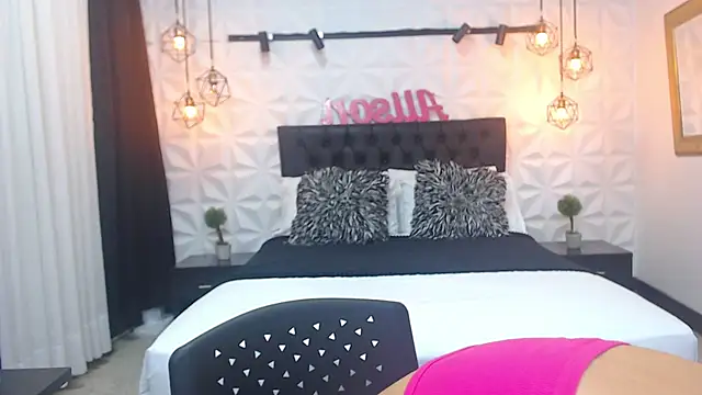 Alison Wiley online show from 11, 1, 2025