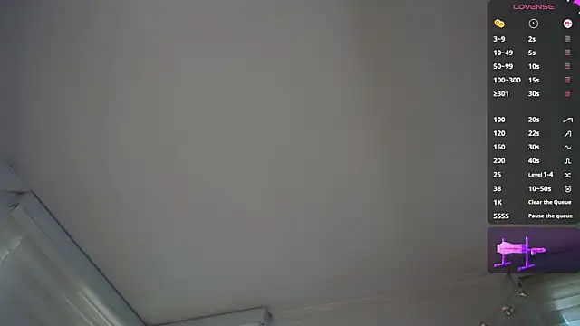 Snapshot of venusleroy_ chatting on 4, 5, 2026 venusleroy online show from 4, 5, 2026