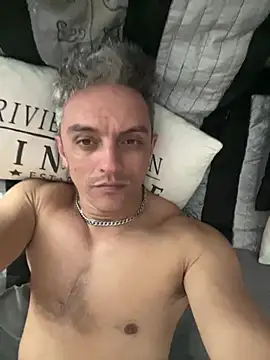 Snapshot of victorxxx2401 chatting on 30, 7, 2026 victorxxx2401 online show from 30, 7, 2026