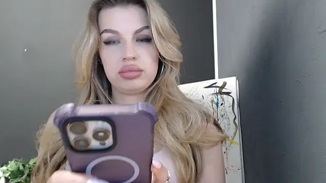 Snapshot of Your_Jessy chatting on 4, 6, 2026 Your Jessy online show from 4, 6, 2026