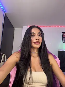 Snapshot of JulietaCheerr chatting on 17, 5, 2026 JulietaCheerr online show from 17, 5, 2026