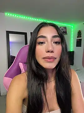 Snapshot of JulietaCheerr chatting on 7, 7, 2026 JulietaCheerr online show from 7, 7, 2026