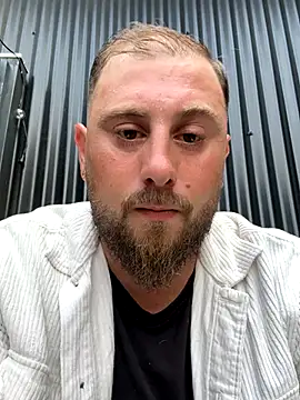 Snapshot of x-6-chouchou chatting on 20, 9, 2025 x-6-chouchou online show from 20, 9, 2025