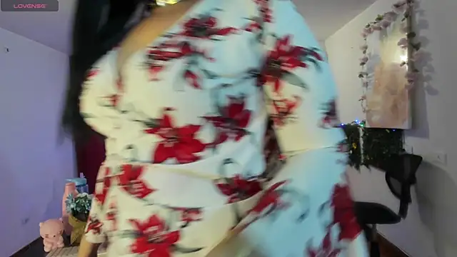 Venus R0se online show from 8, 12, 2024