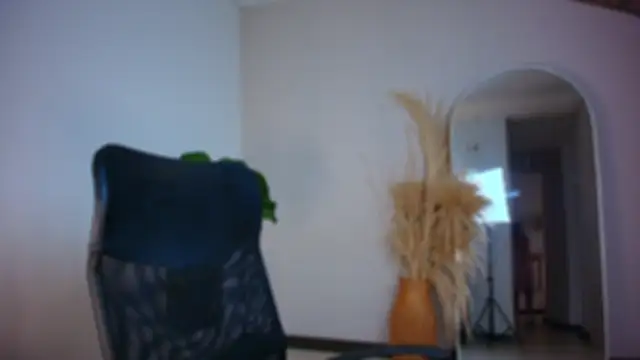 auroracaruso11 online show from 2, 12, 2025