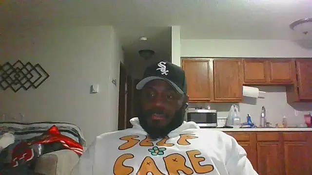 Stayinalive1992 online show from 18, 1, 2025