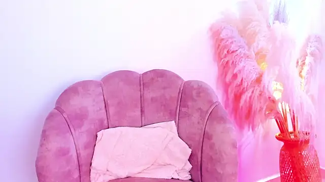 amelie murphy  online show from 12, 1, 2025