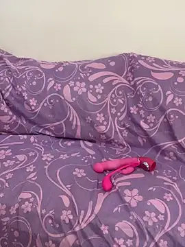 Snapshot of Layla-daloua chatting on 24, 3, 2026 Layla-daloua online show from 24, 3, 2026