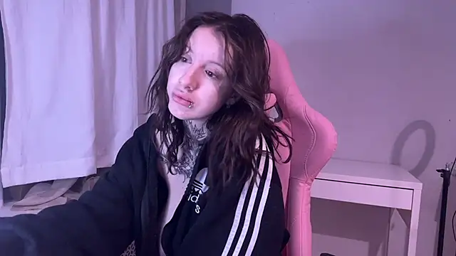 moundliicht1 online show from 5, 4, 2026