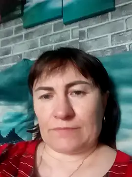 luhia5 online show from 13, 4, 2026