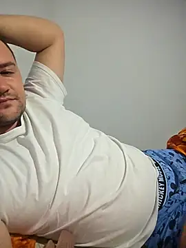 Snapshot of KarlosCarutox chatting on 3, 10, 2025 KarlosCarutox online show from 3, 10, 2025