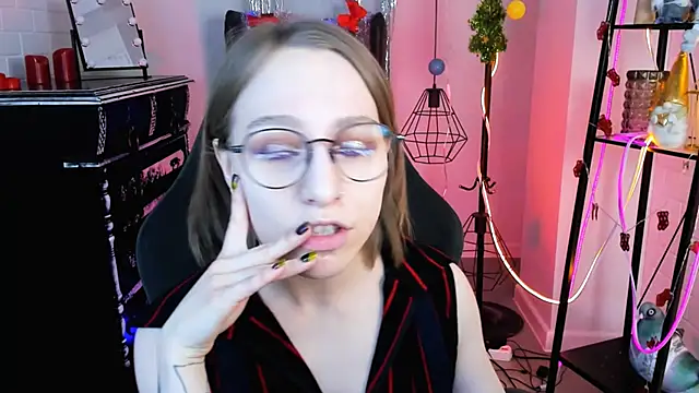 AphexQueen online show from 19, 12, 2024