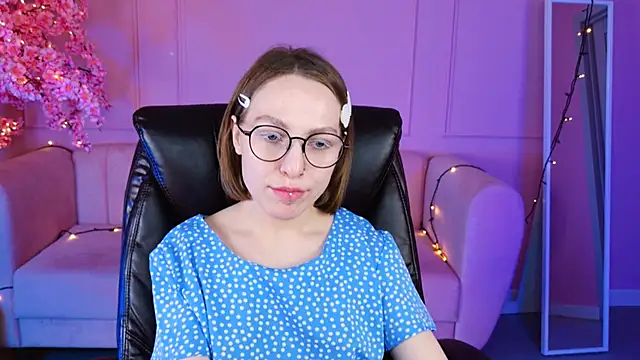 AphexQueen online show from 19, 1, 2025