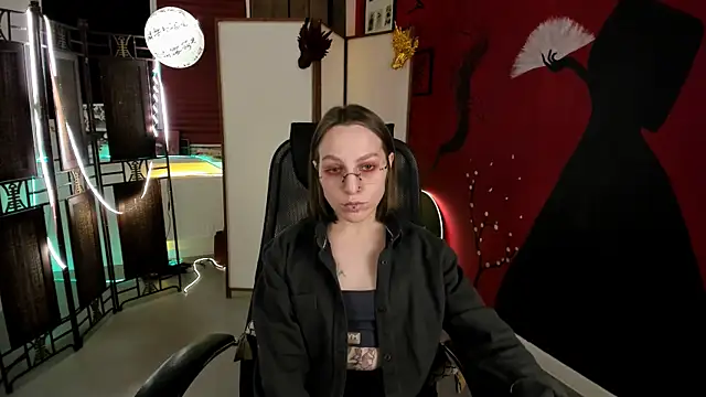 AphexQueen online show from 8, 3, 2025