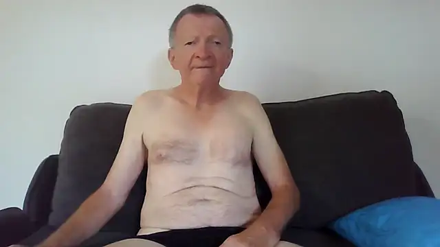 Snapshot of naturiste974 chatting on 26, 2, 2026 naturiste974 online show from 26, 2, 2026