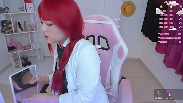 Snapshot of misshoneyxxx chatting on 9, 2, 2025 misshoneyxxx online show from 9, 2, 2025