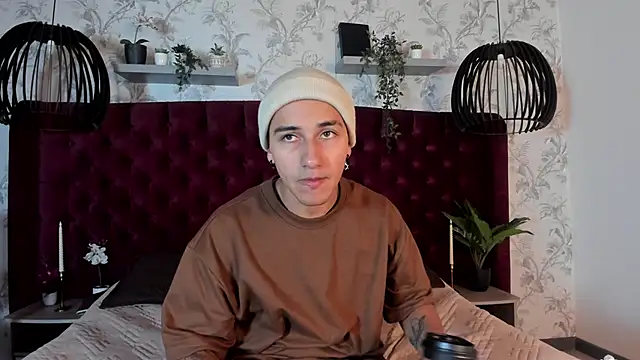 Andy Joy  online show from 18, 11, 2025