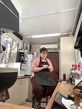 cinnabon  online show from 16, 2, 2025