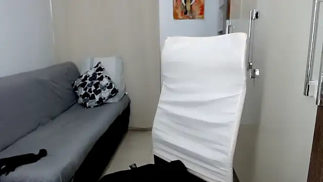 Laura-pervert online show from 28, 10, 2025