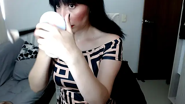 Laura-pervert online show from 27, 6, 2026