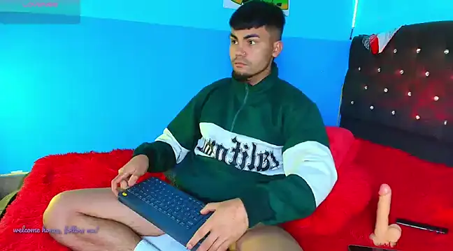 Snapshot of kalivan_voinesscu chatting on 4, 12, 2024 kalivan voinesscu online show from 4, 12, 2024