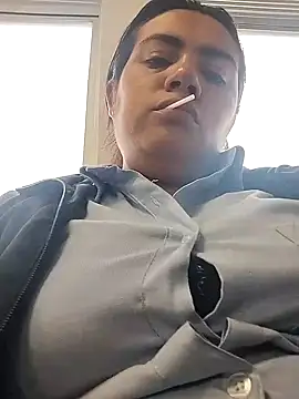 naughty-sharlot online show from 31, 10, 2025