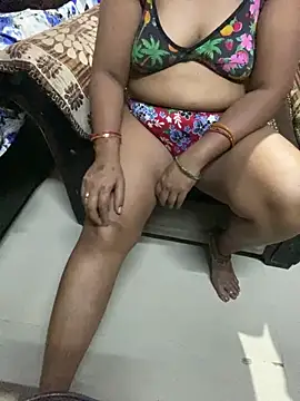 Snapshot of Tameesh_sexy_mistress chatting on 28, 6, 2026 Tameesh sexy mistress online show from 28, 6, 2026