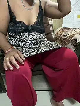 Snapshot of Tameesh_sexy_mistress chatting on 17, 7, 2026 Tameesh sexy mistress online show from 17, 7, 2026