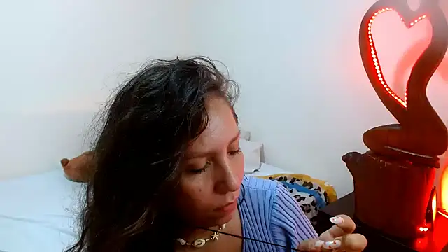 Snapshot of naihroby chatting on 21, 12, 2024 naihroby online show from 21, 12, 2024