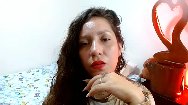 Snapshot of naihroby chatting on 27, 12, 2024 naihroby online show from 27, 12, 2024