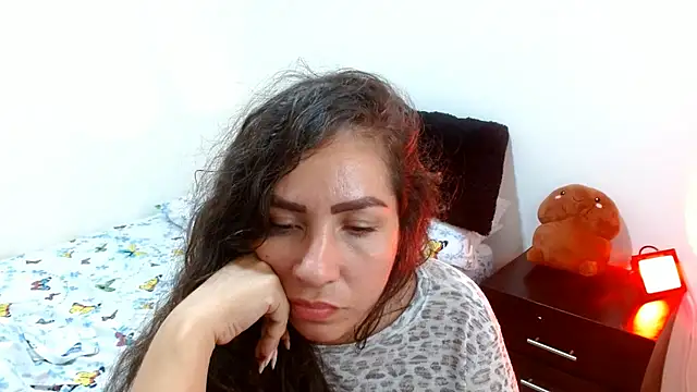 Snapshot of naihroby chatting on 4, 1, 2025 naihroby online show from 4, 1, 2025