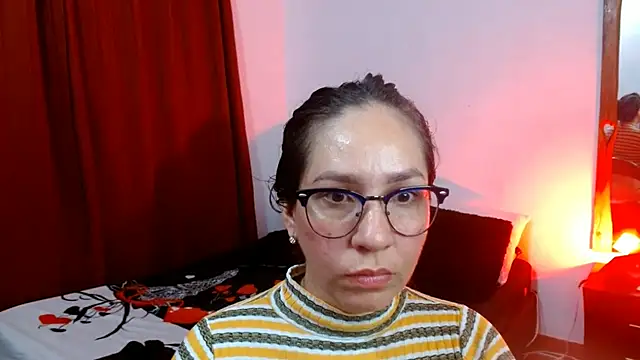 Snapshot of naihroby chatting on 18, 2, 2025 naihroby online show from 18, 2, 2025