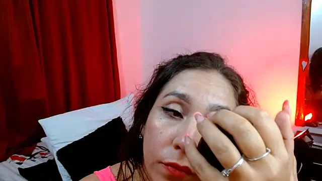 Snapshot of naihroby chatting on 21, 2, 2025 naihroby online show from 21, 2, 2025