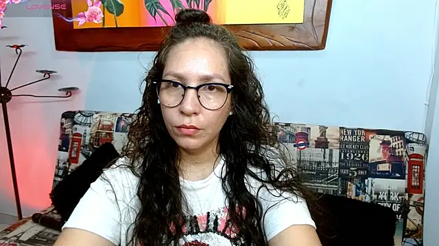 Snapshot of naihroby chatting on 28, 9, 2025 naihroby online show from 28, 9, 2025