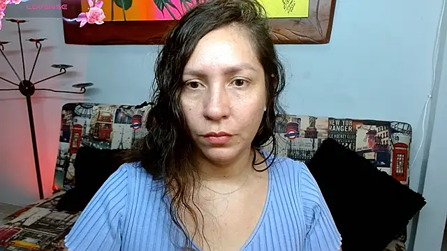 Snapshot of naihroby chatting on 4, 10, 2025 naihroby online show from 4, 10, 2025